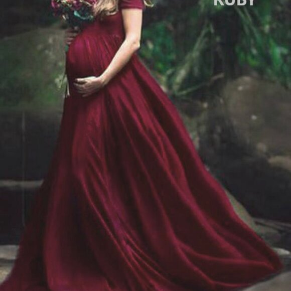 Maternity Burgundy Off Shoulder Chiffon Photoshoot Gown Medium - Picture 9 of 9